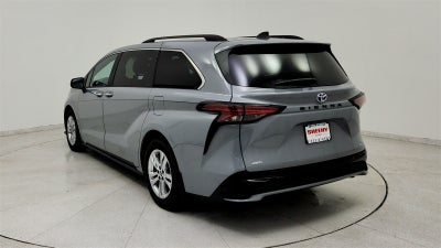 2023 Toyota Sienna XSE 7 Passenger