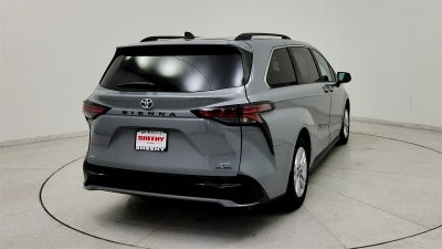 2023 Toyota Sienna XSE 7 Passenger