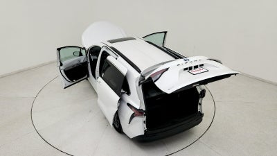 2025 Toyota Sienna XLE 8 Passenger
