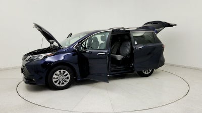 2025 Toyota Sienna XLE 7 Passenger