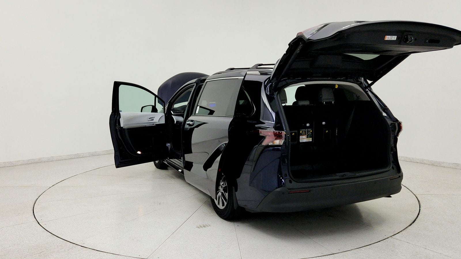 2025 Toyota Sienna XLE 7 Passenger