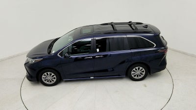 2025 Toyota Sienna XLE 7 Passenger