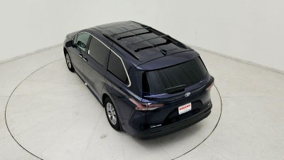 2025 Toyota Sienna XLE 7 Passenger