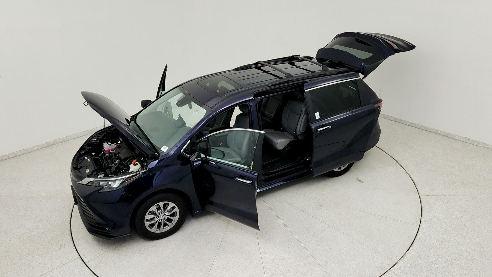 2025 Toyota Sienna XLE 7 Passenger