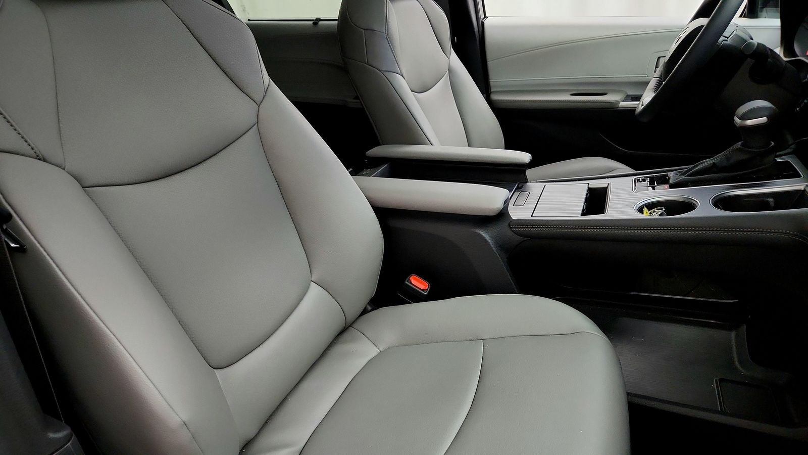 2025 Toyota Sienna XLE 7 Passenger