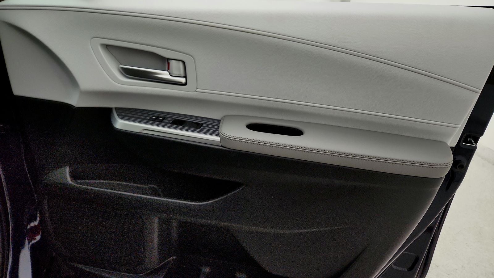 2025 Toyota Sienna XLE 7 Passenger