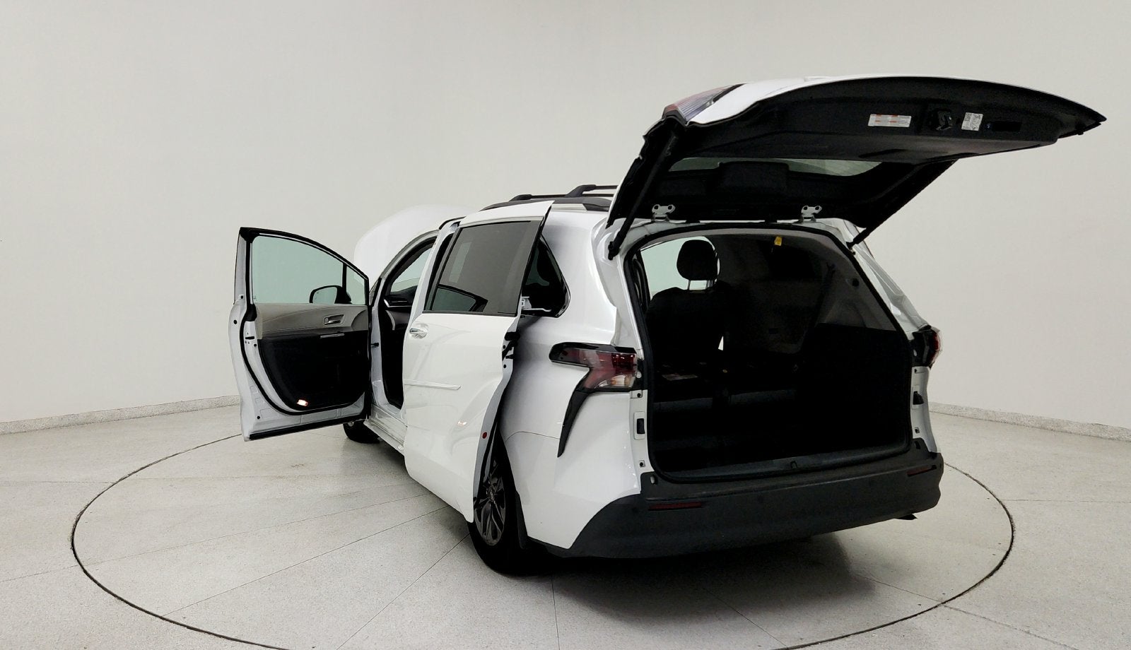 2024 Toyota Sienna XLE 7 Passenger