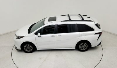 2024 Toyota Sienna XLE 7 Passenger