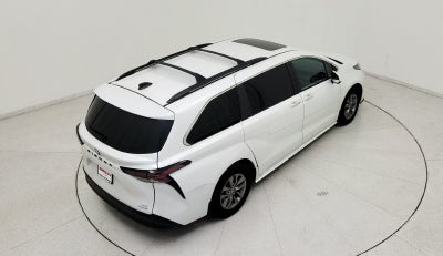 2024 Toyota Sienna XLE 7 Passenger