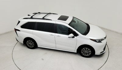 2024 Toyota Sienna XLE 7 Passenger