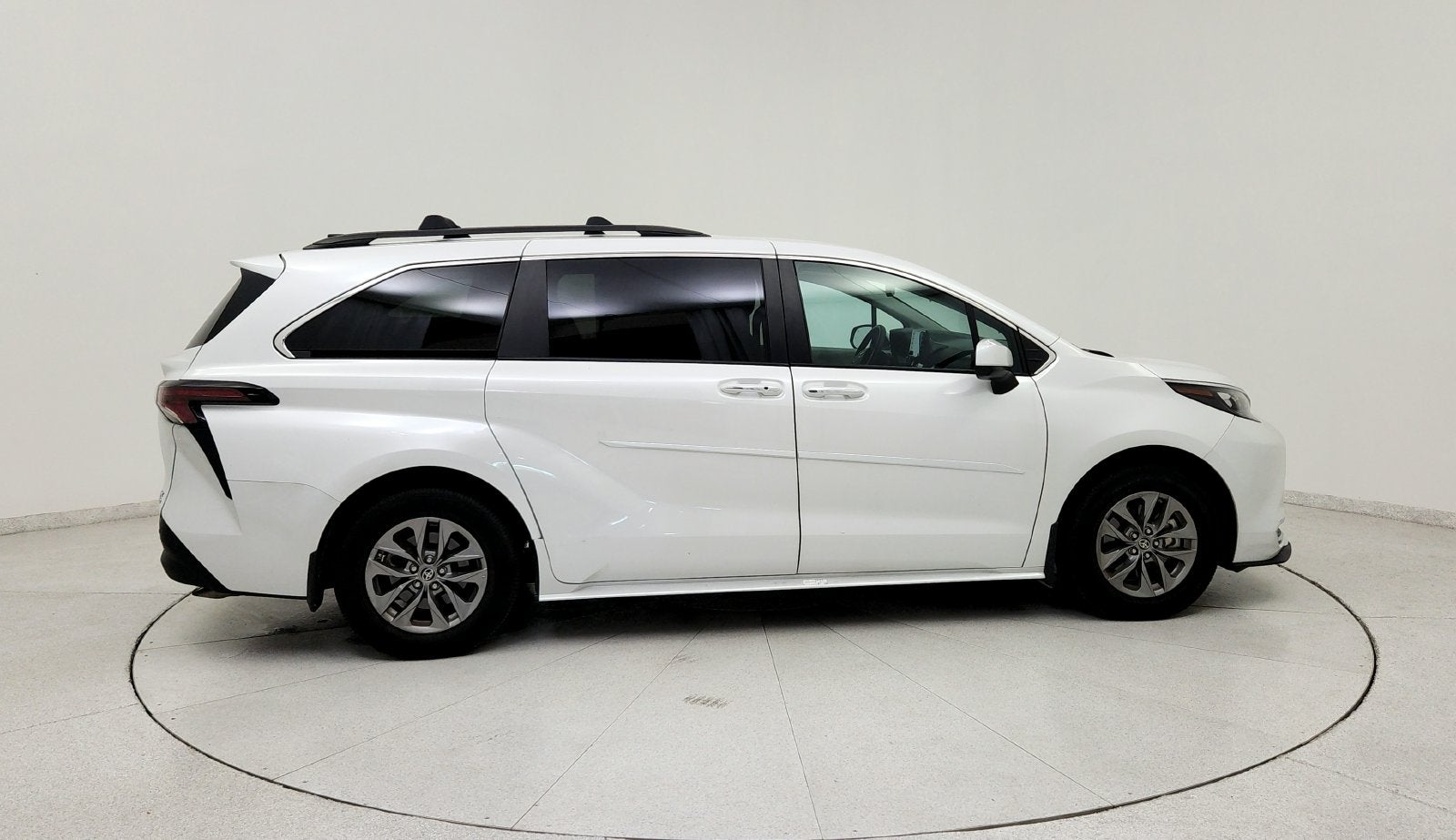 2024 Toyota Sienna XLE 7 Passenger