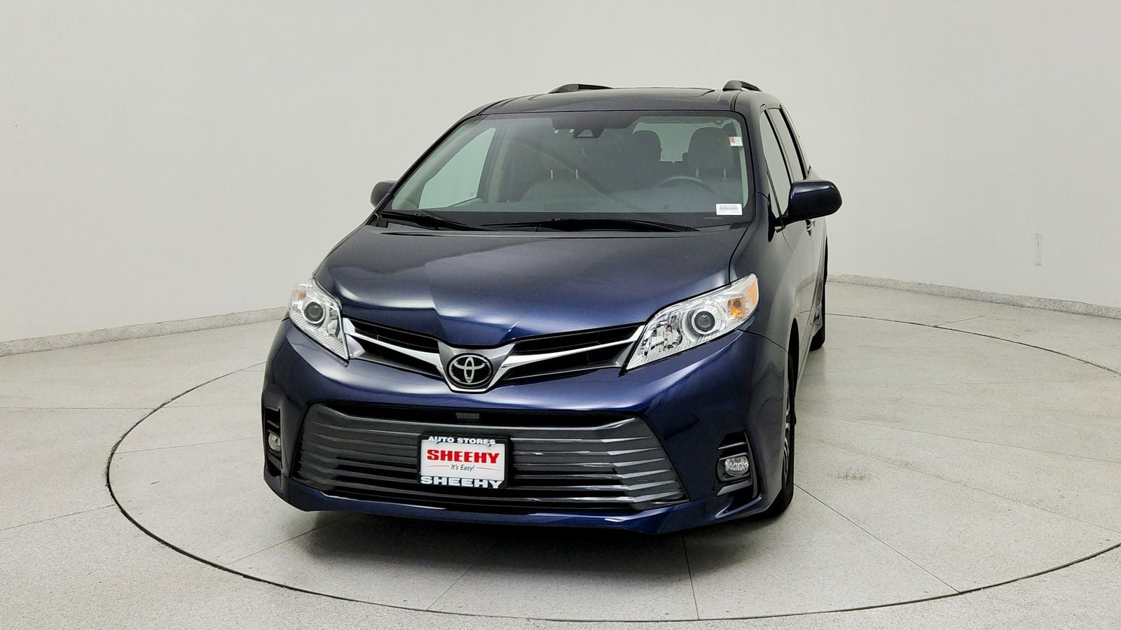 2019 Toyota Sienna XLE Premium 8 Passenger