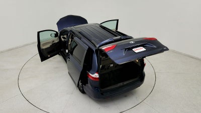 2019 Toyota Sienna XLE Premium 8 Passenger