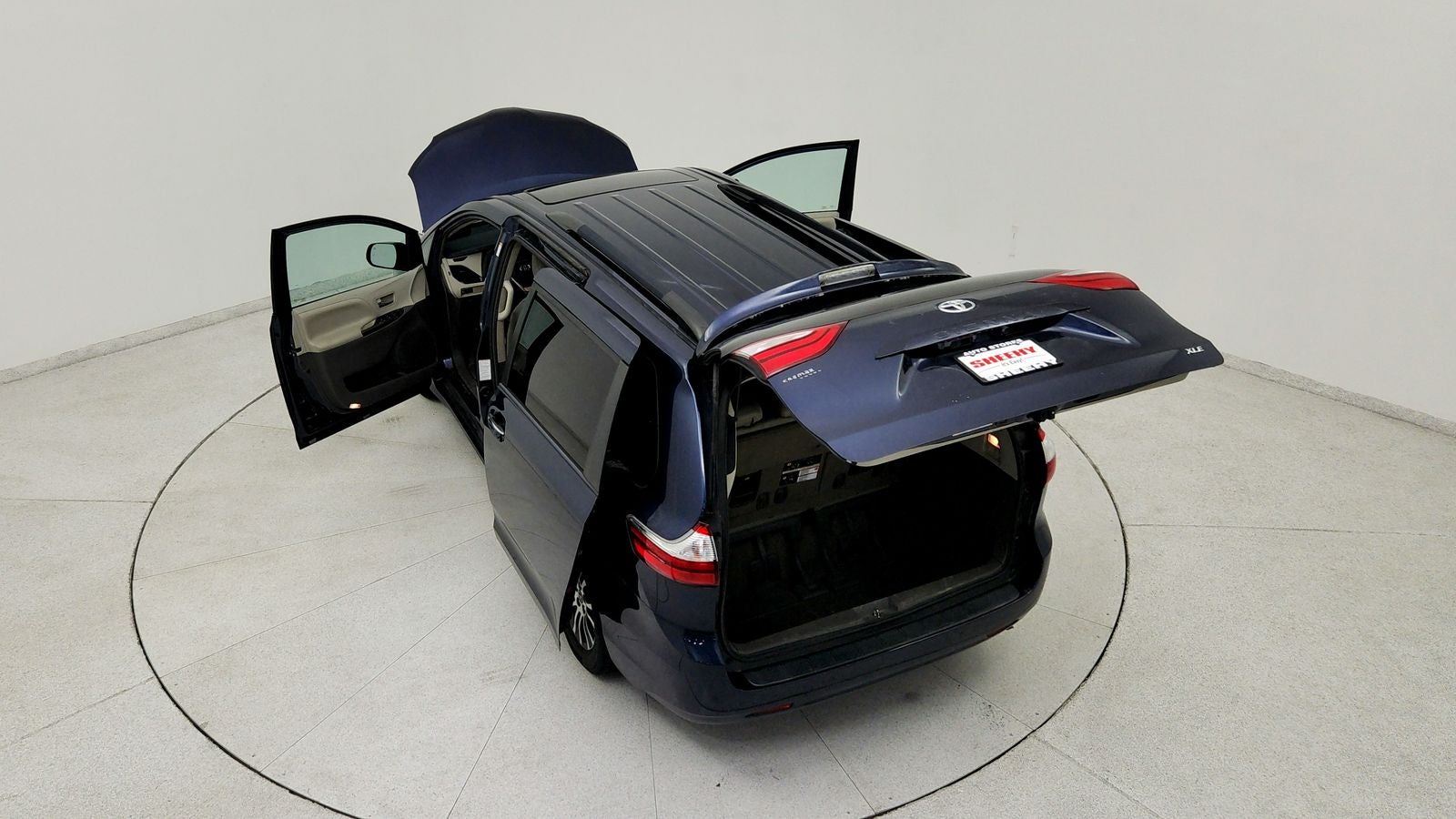 2019 Toyota Sienna XLE Premium 8 Passenger