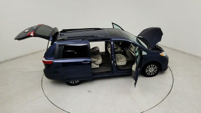 2019 Toyota Sienna XLE Premium 8 Passenger