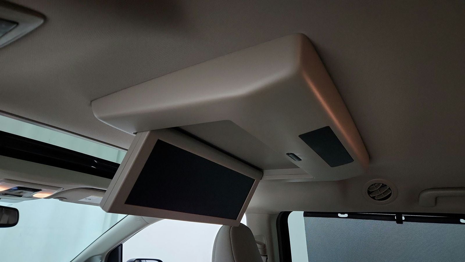 2019 Toyota Sienna XLE Premium 8 Passenger
