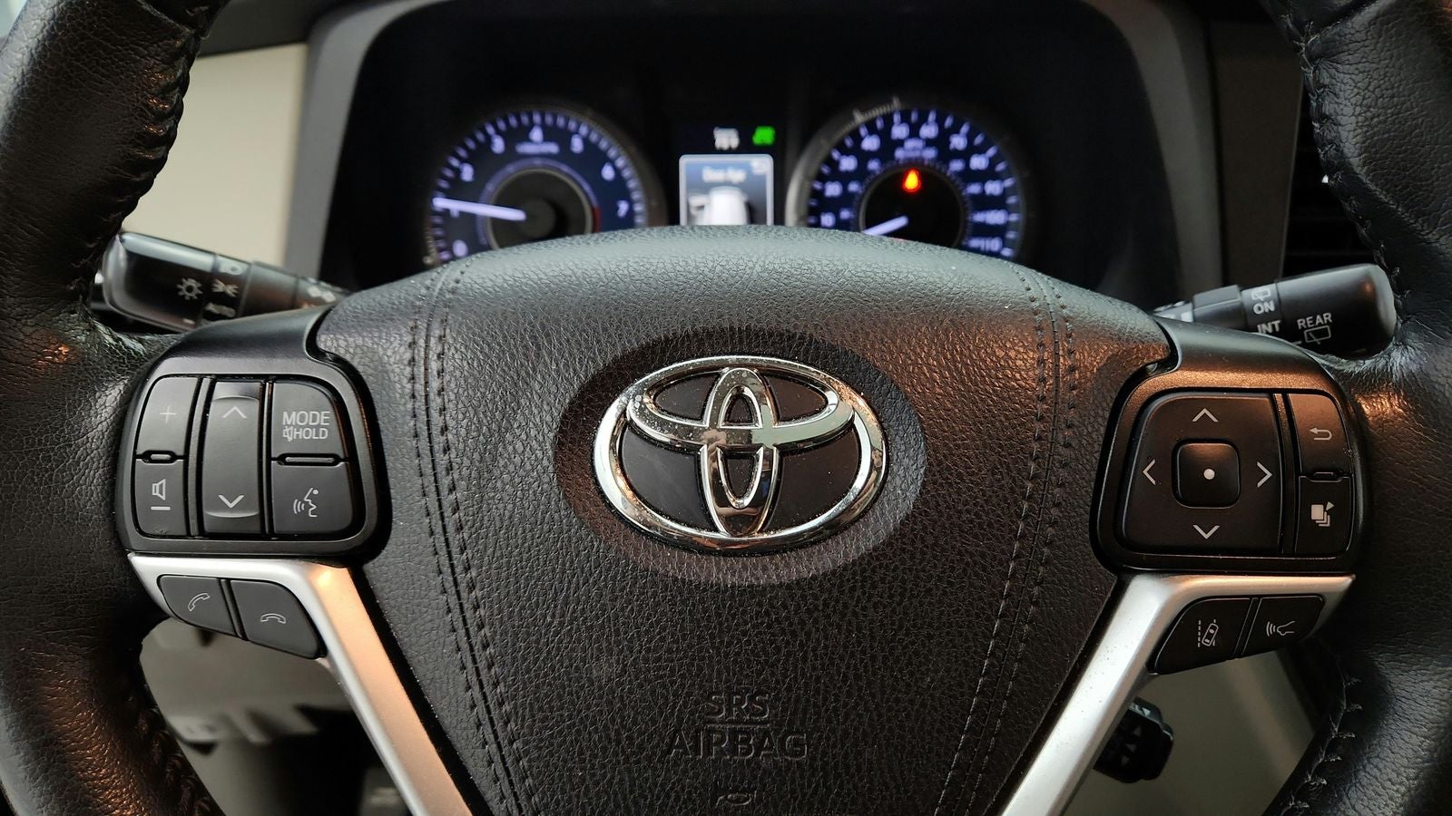 2019 Toyota Sienna XLE Premium 8 Passenger