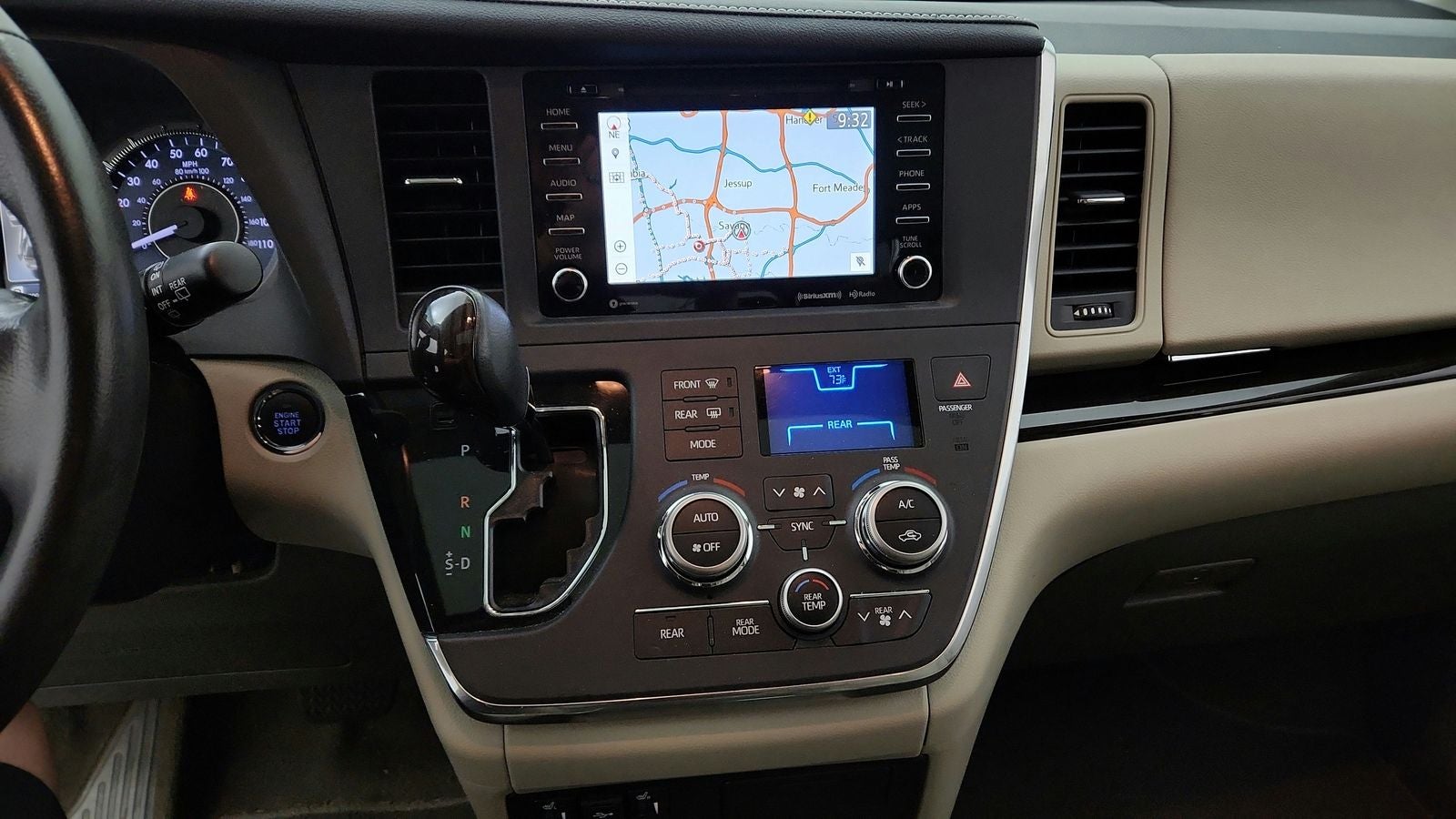 2019 Toyota Sienna XLE Premium 8 Passenger