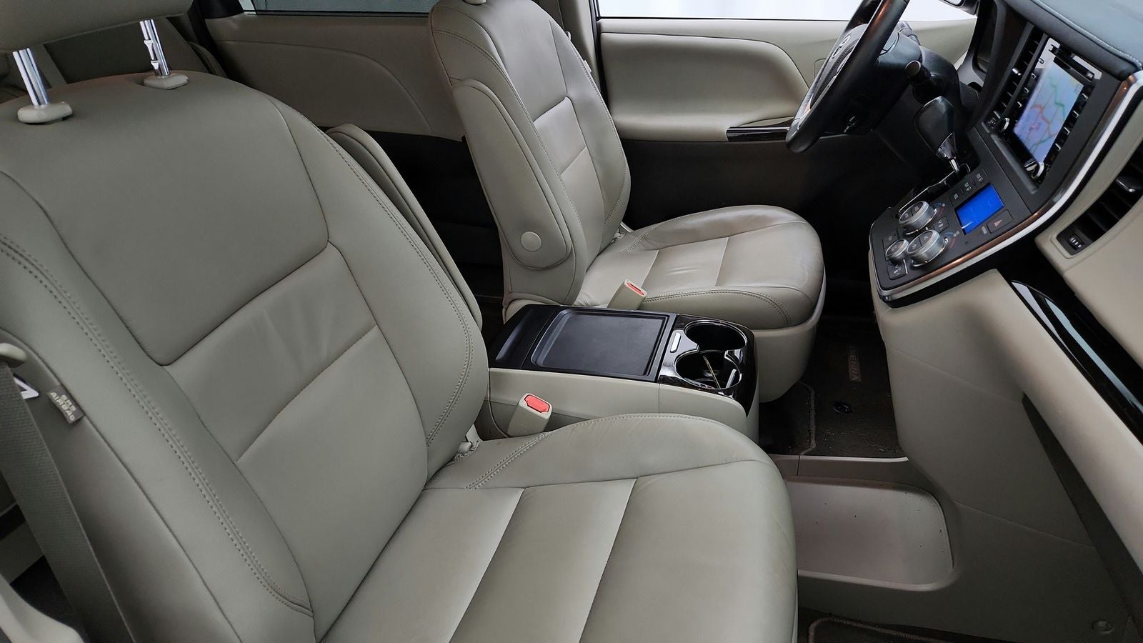 2019 Toyota Sienna XLE Premium 8 Passenger