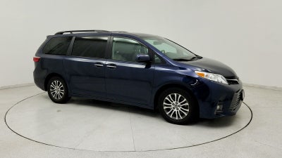 2019 Toyota Sienna XLE Premium 8 Passenger