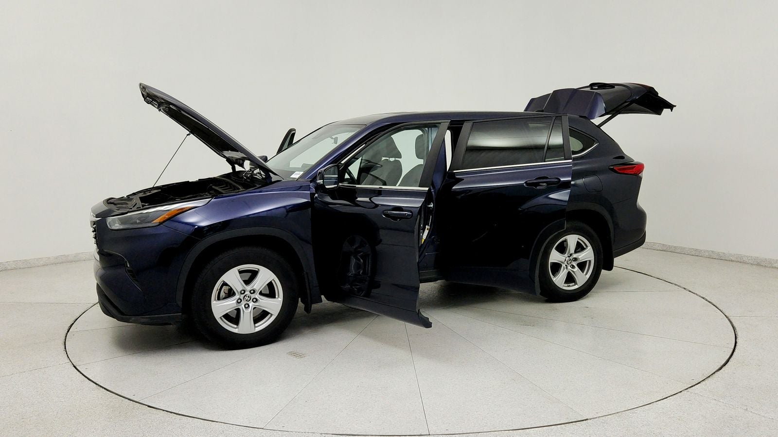 2023 Toyota Highlander Hybrid LE