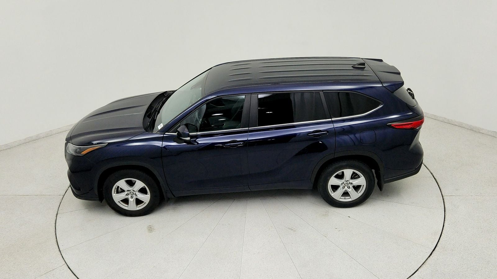 2023 Toyota Highlander Hybrid LE