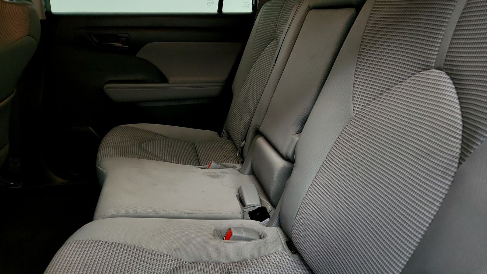 2023 Toyota Highlander Hybrid LE