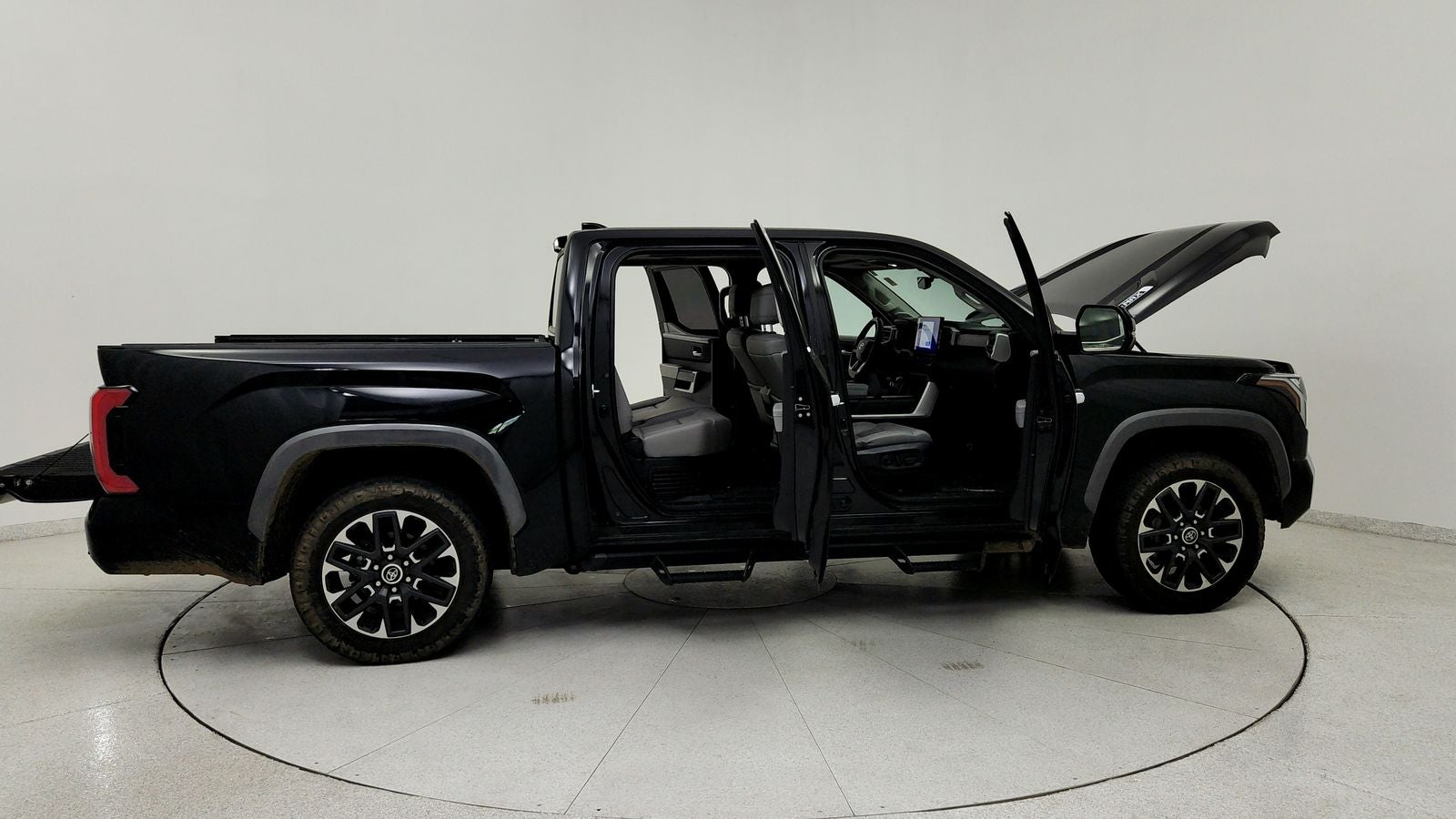 2023 Toyota Tundra Hybrid Limited