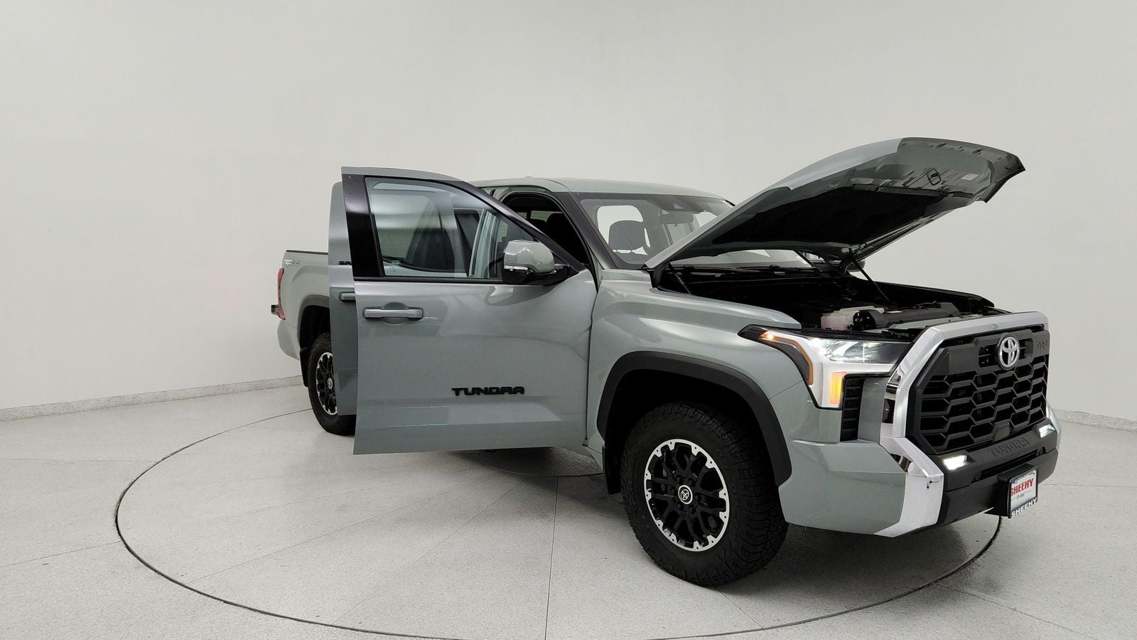 2022 Toyota Tundra SR5