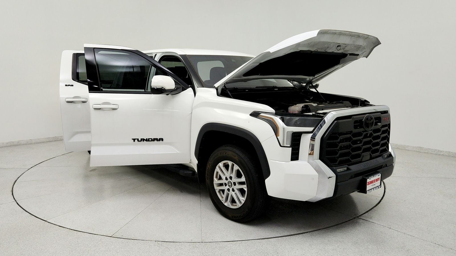 2022 Toyota Tundra SR5