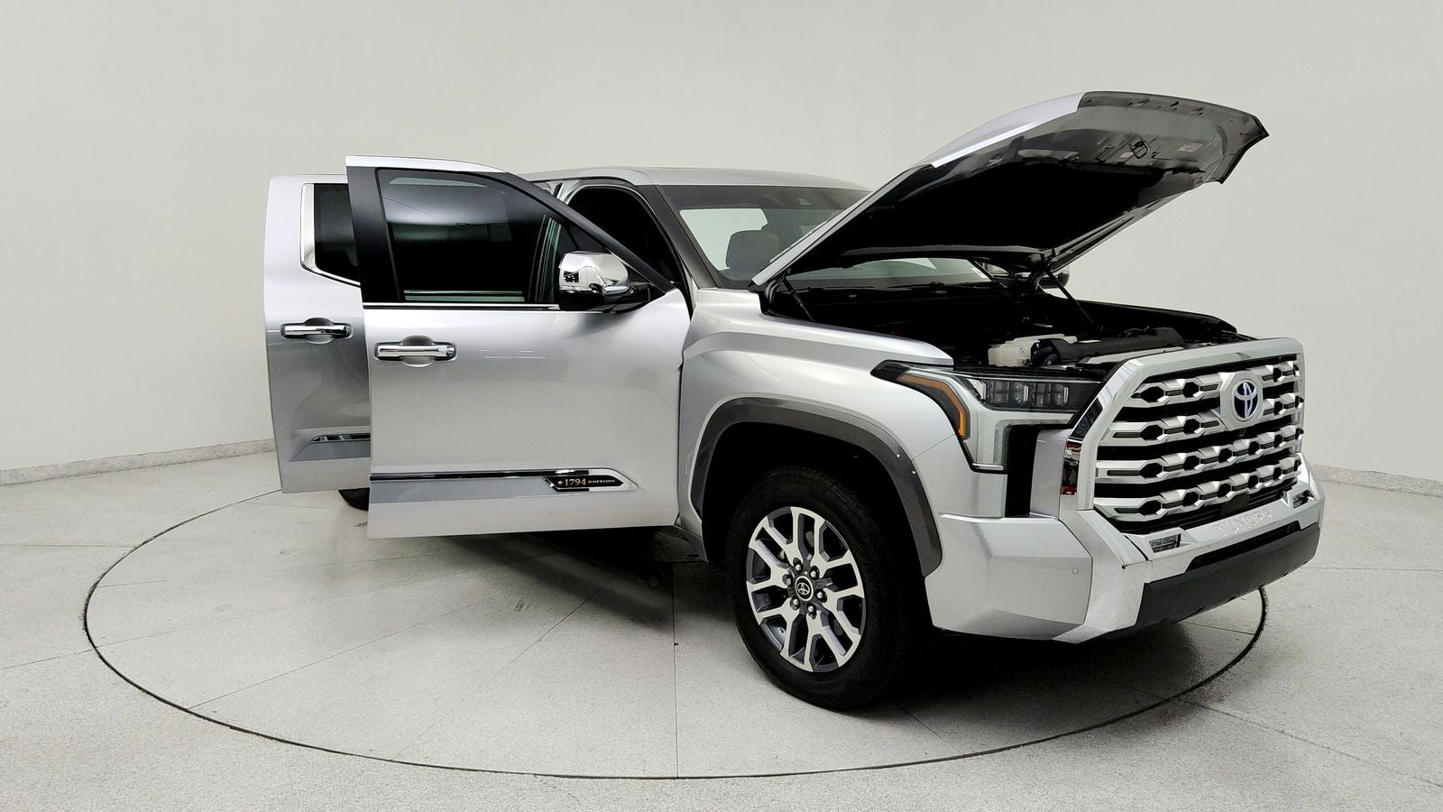 2024 Toyota Tundra Hybrid 1794 Edition
