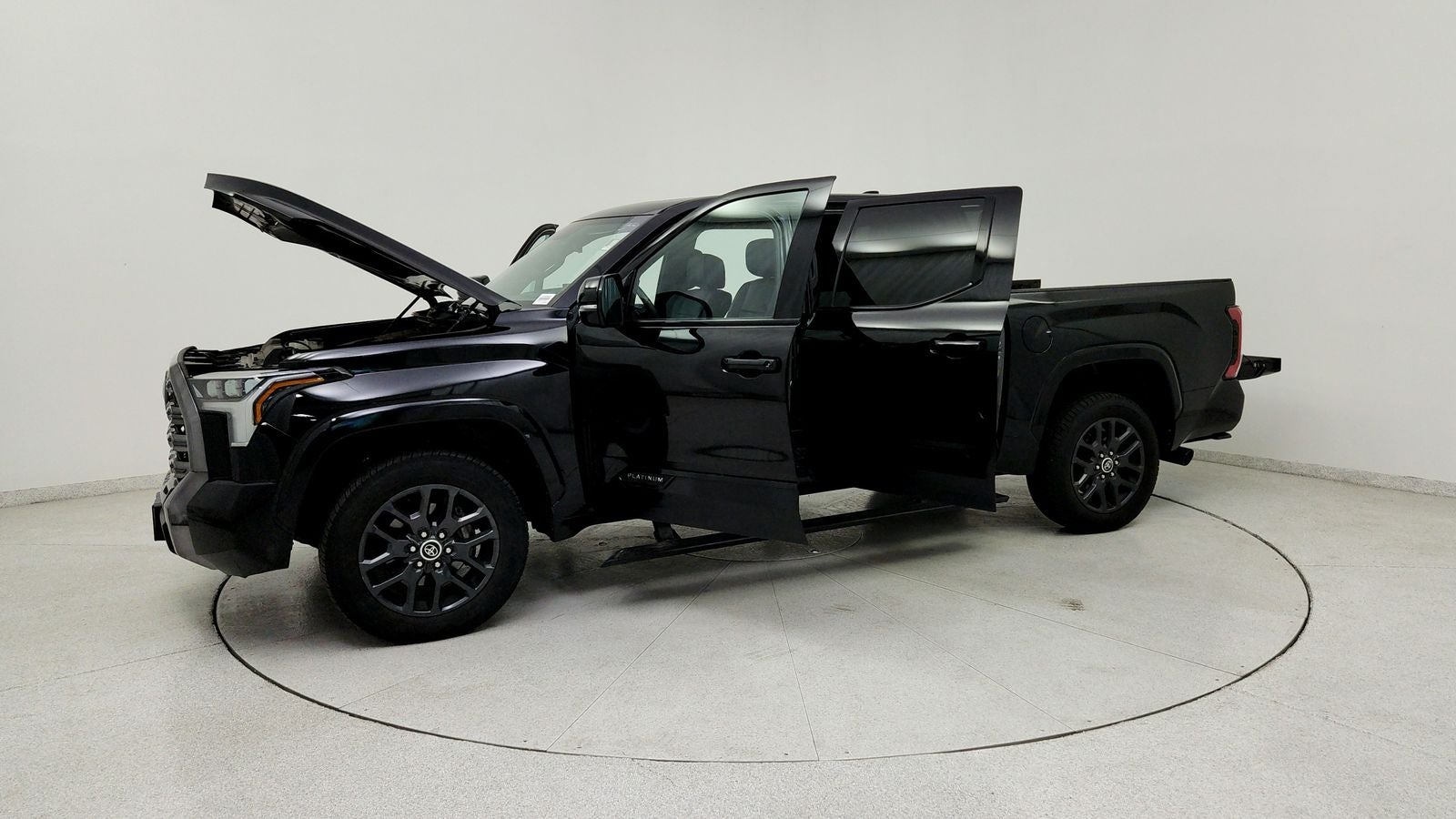 2023 Toyota Tundra Platinum