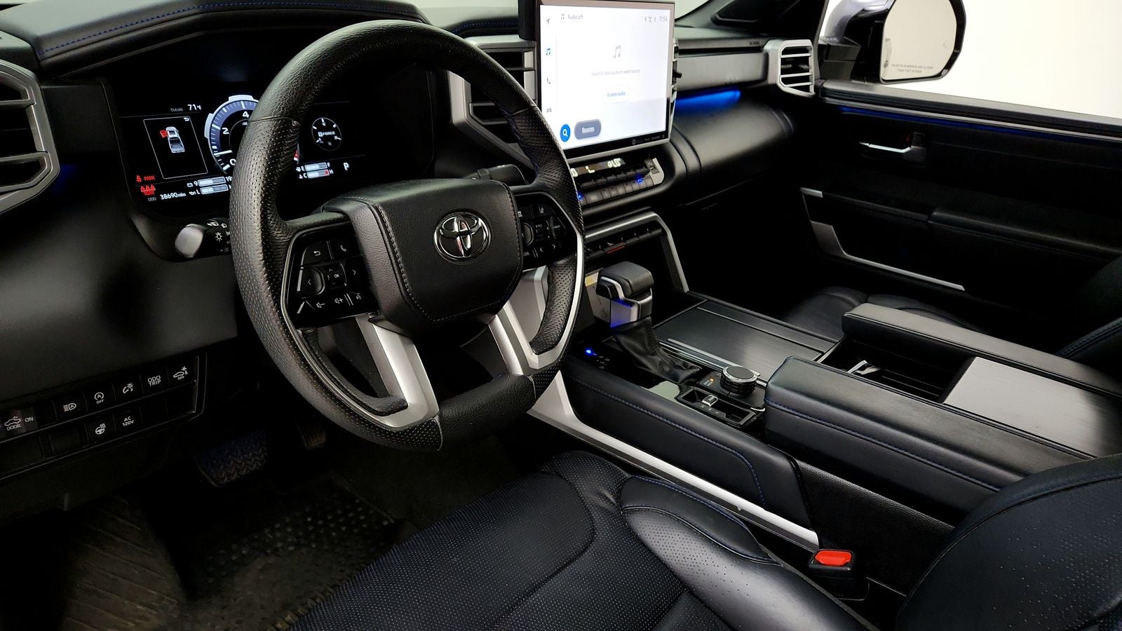 2023 Toyota Tundra Platinum
