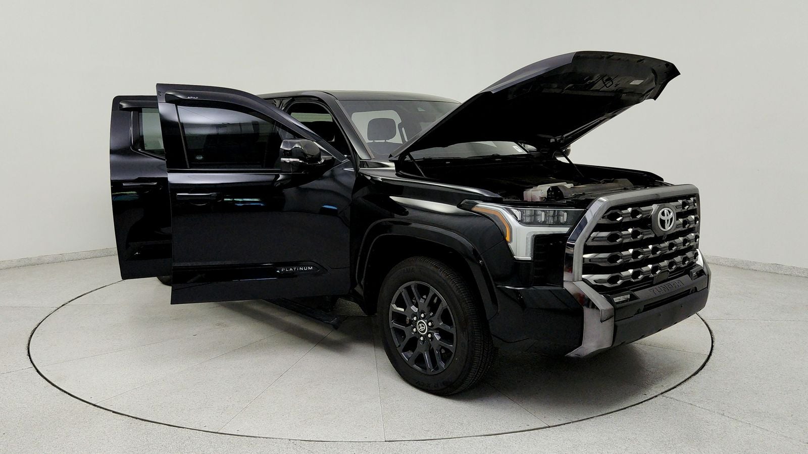 2023 Toyota Tundra Platinum