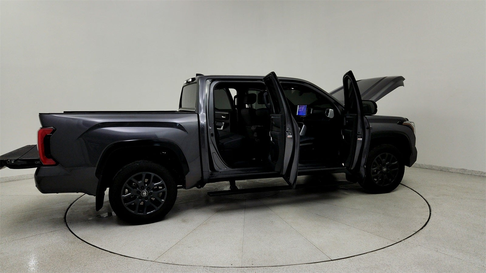 2025 Toyota Tundra Platinum