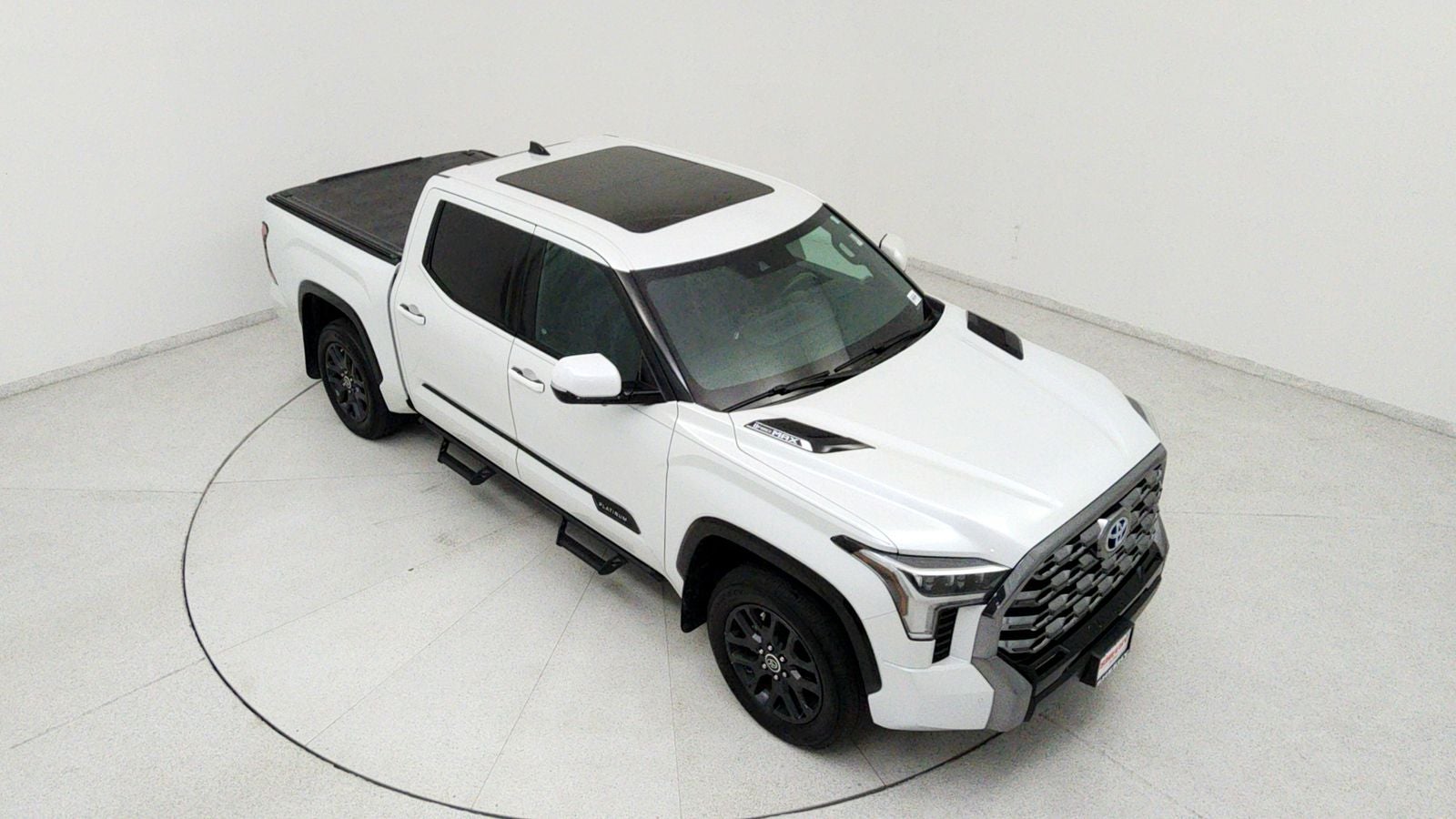 2023 Toyota Tundra Hybrid Platinum