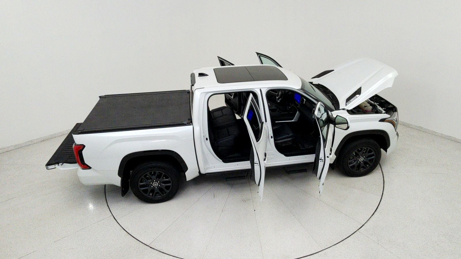 2023 Toyota Tundra Hybrid Platinum