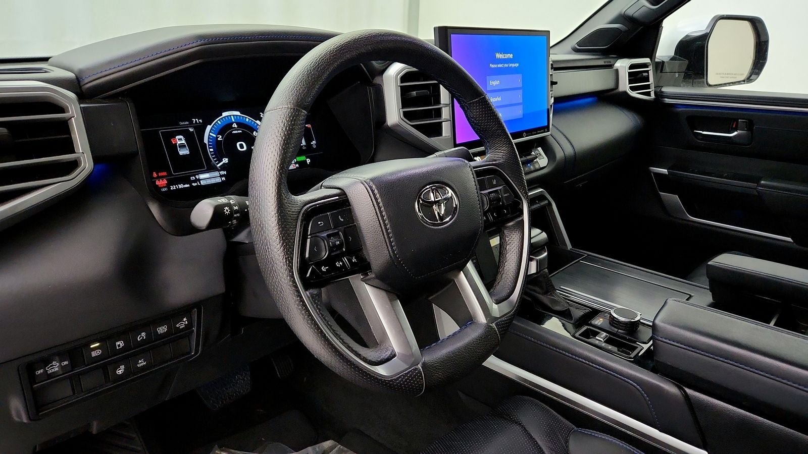 2023 Toyota Tundra Hybrid Platinum