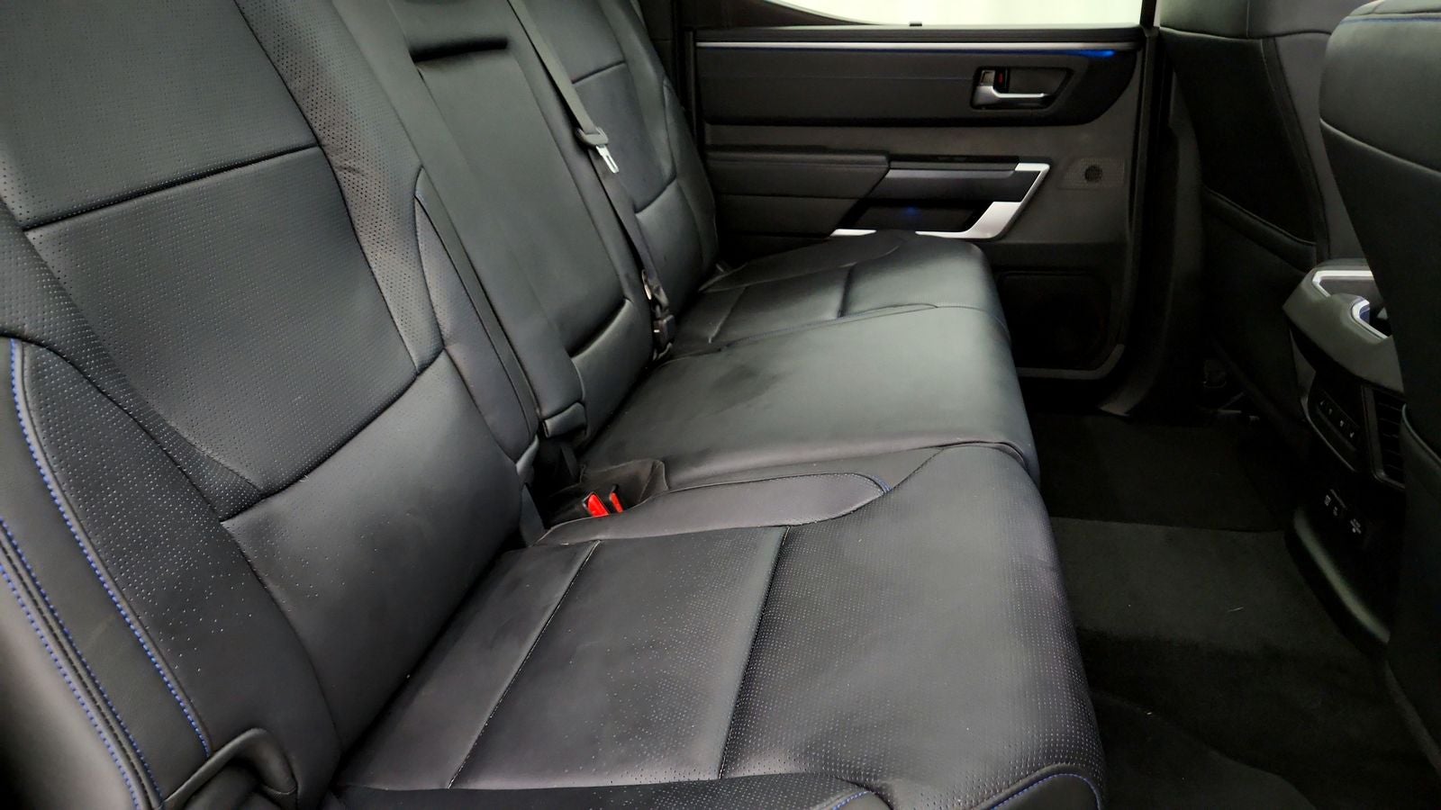 2023 Toyota Tundra Hybrid Platinum