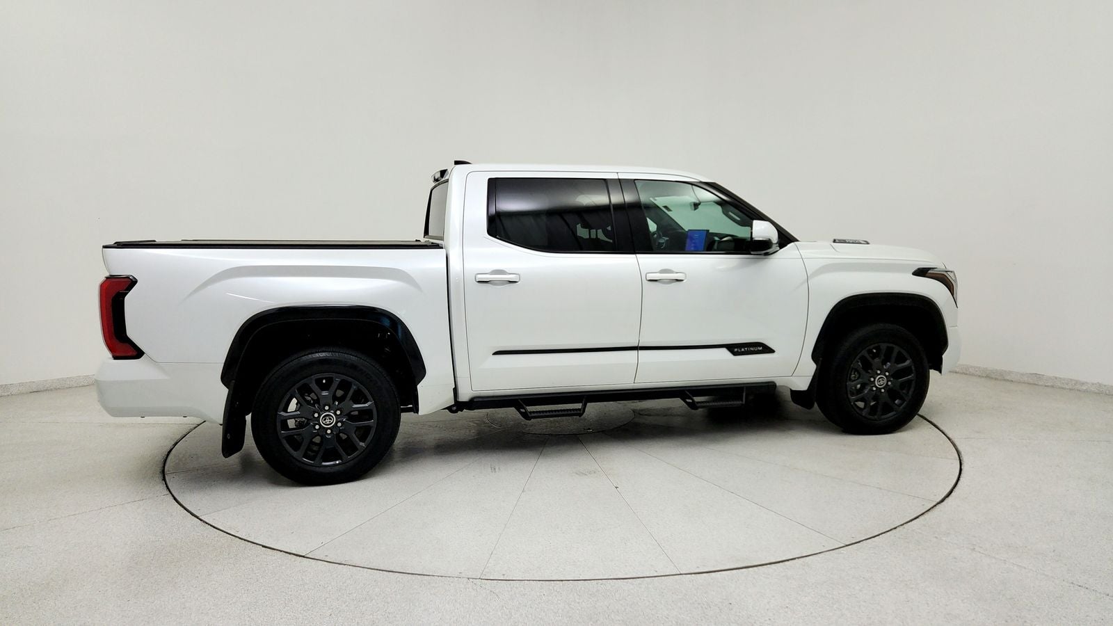 2023 Toyota Tundra Hybrid Platinum