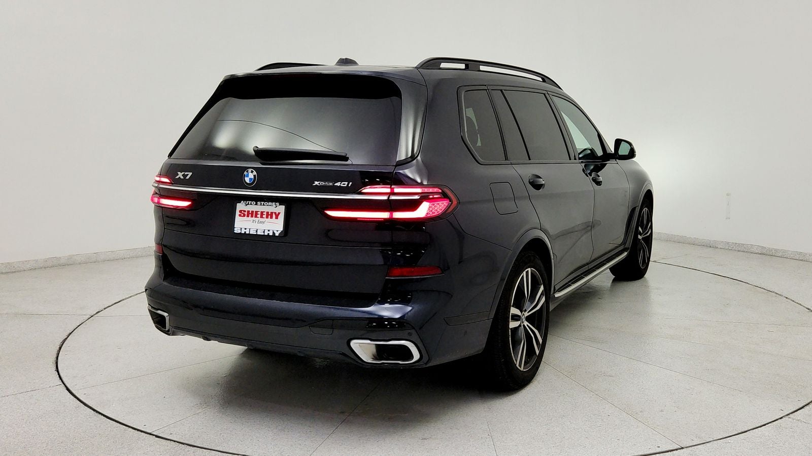 2023 BMW X7 xDrive40i