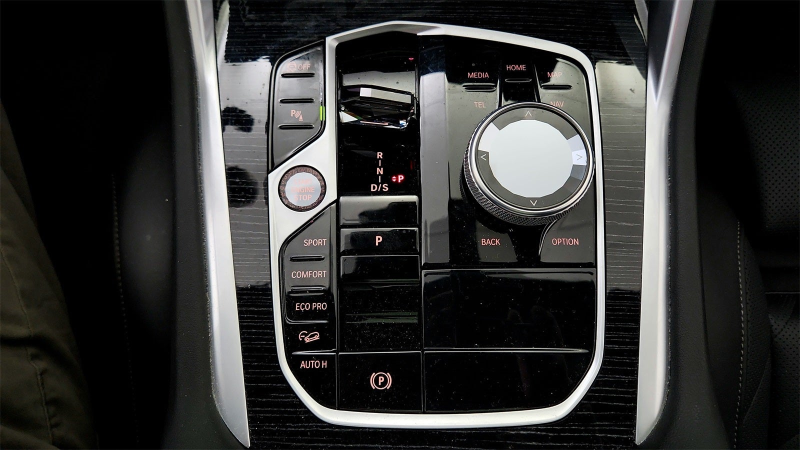 2024 BMW X6 xDrive40i