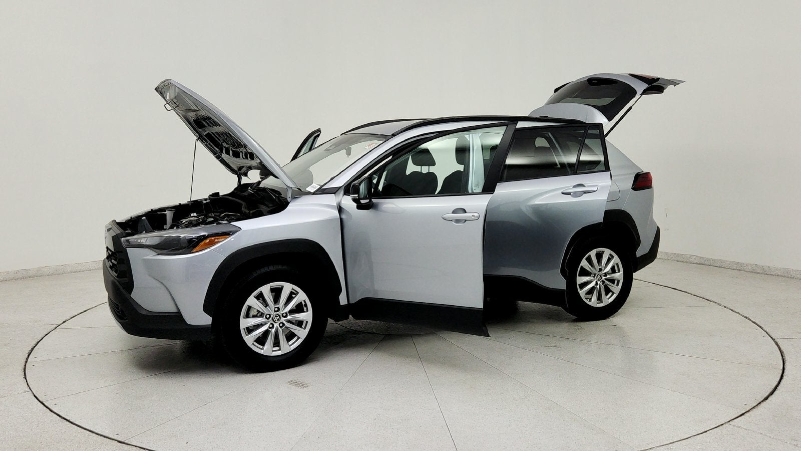 2026 Toyota Corolla Cross LE