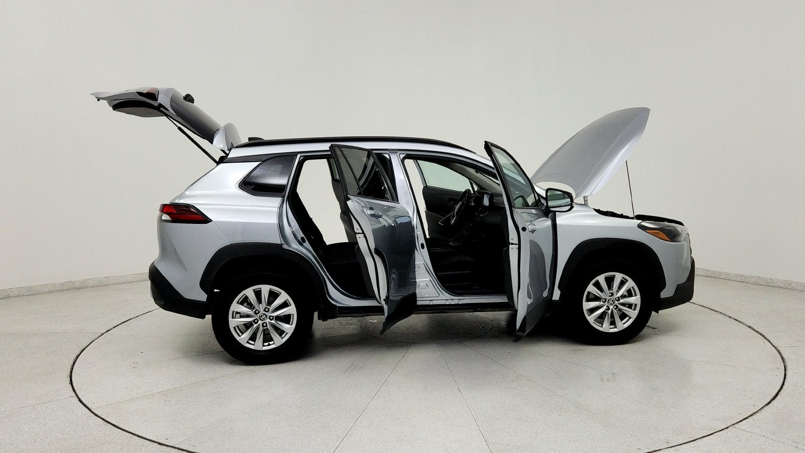 2026 Toyota Corolla Cross LE