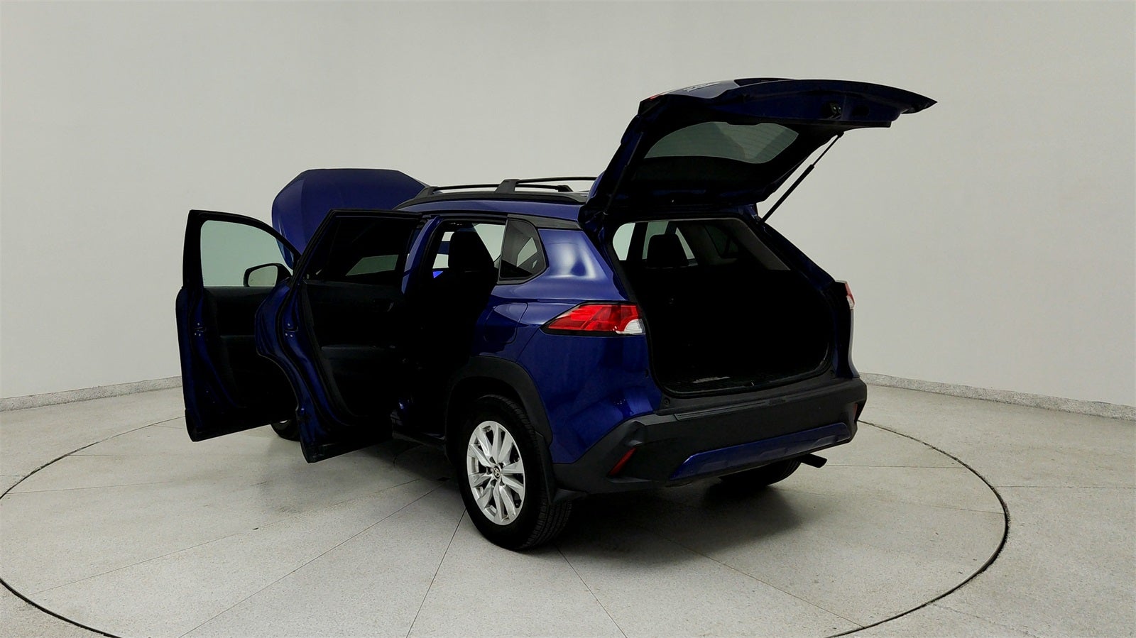 2024 Toyota Corolla Cross LE