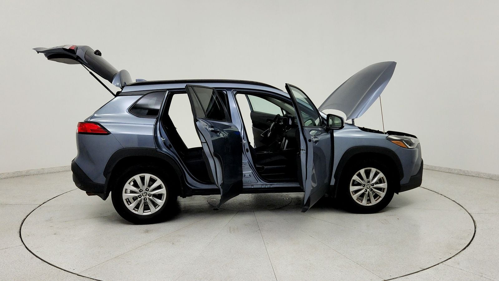 2023 Toyota Corolla Cross LE