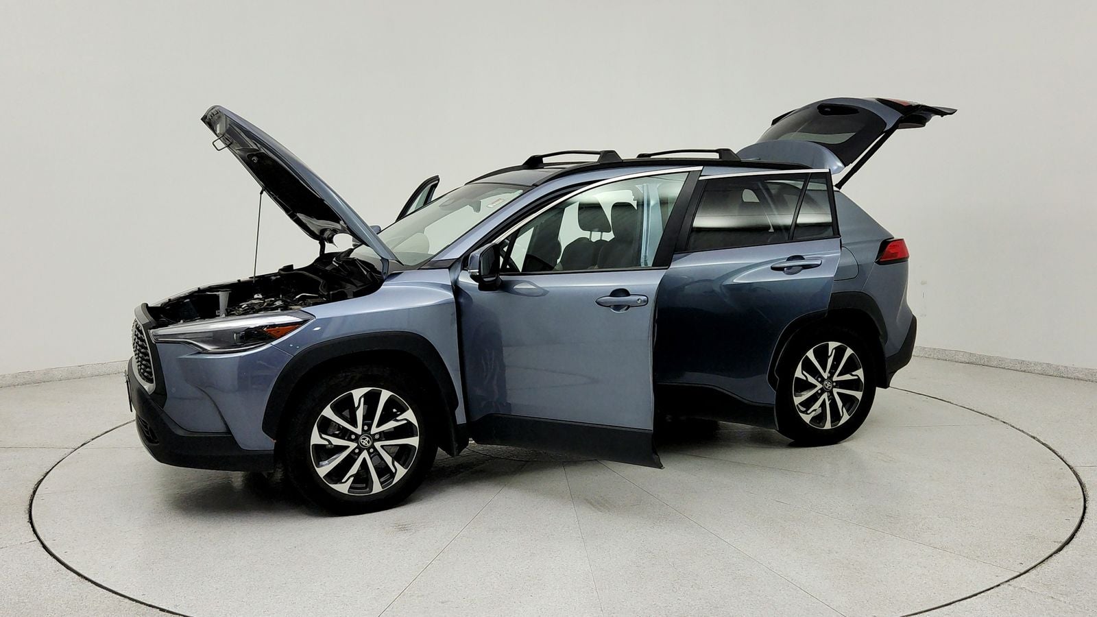 2023 Toyota Corolla Cross XLE