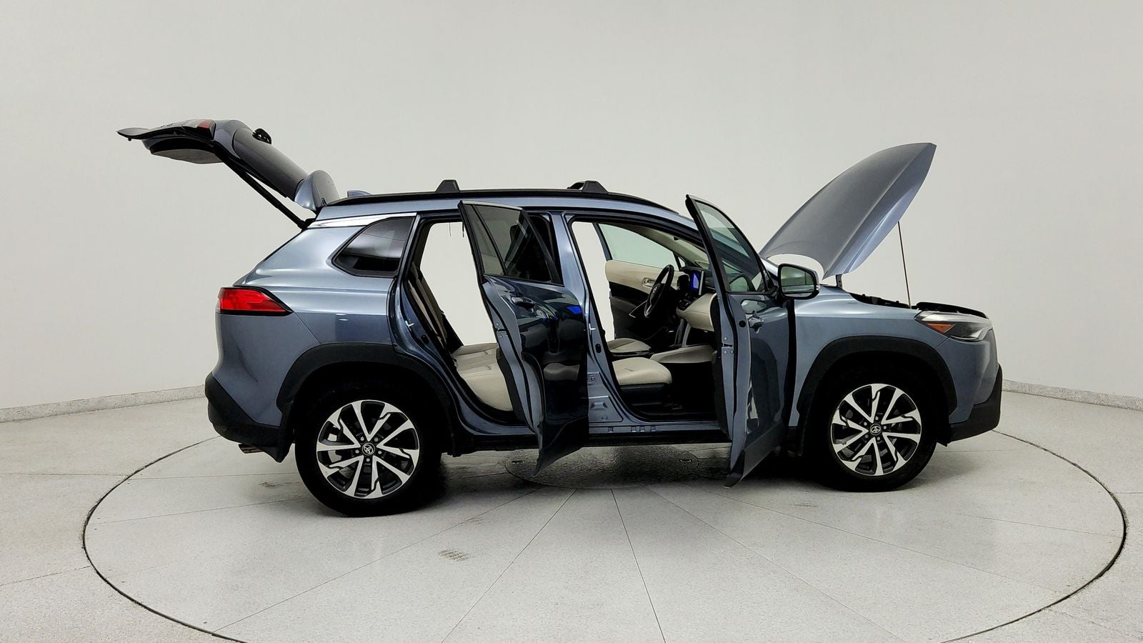 2023 Toyota Corolla Cross XLE