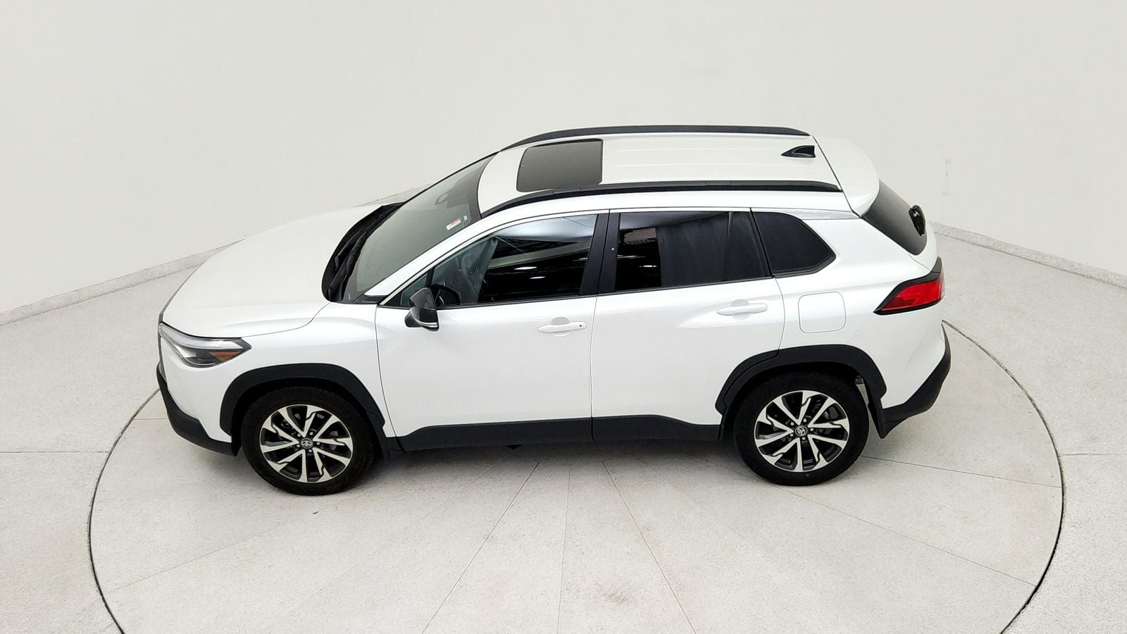 2025 Toyota Corolla Cross XLE