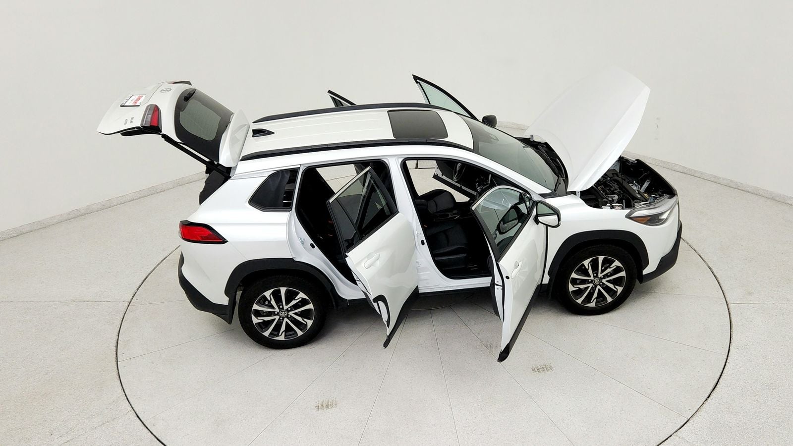 2025 Toyota Corolla Cross XLE